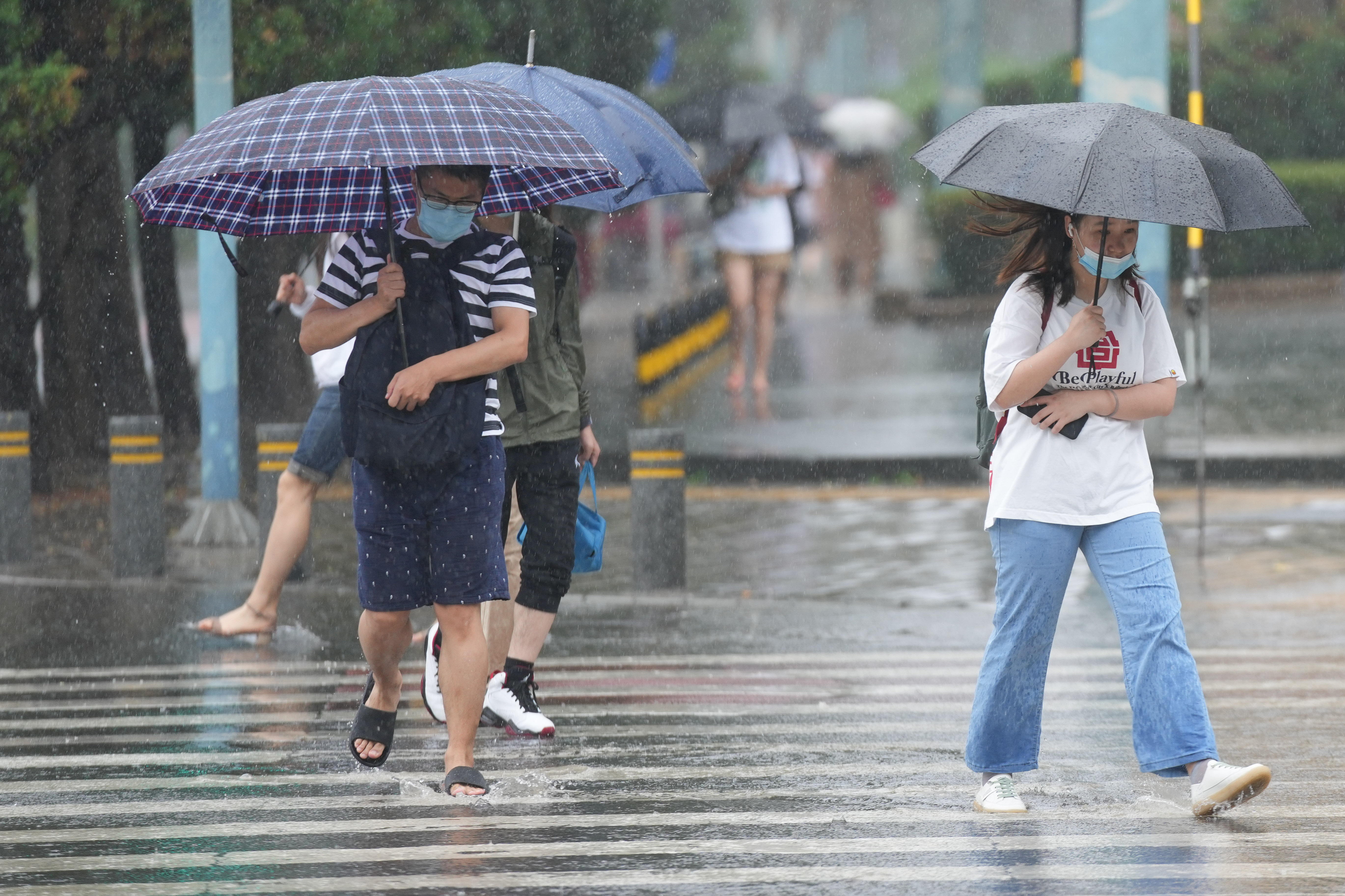雷雨又卷土重来,明天"大部队"抵达,北京将有中雨