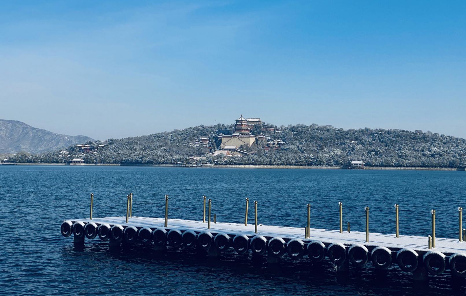 美图昆明湖畔赏西山晴雪